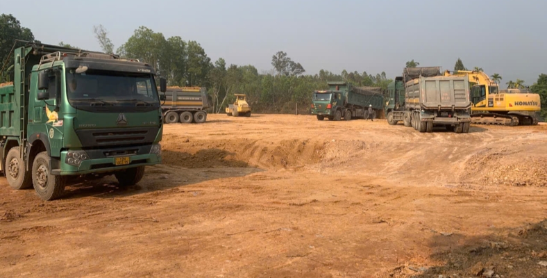 Tiến độ thi công khu tái định cư lô đất OM3A Dự án Khu đô thị mới Hữu Lũng đạt 95% khối lượng san nền